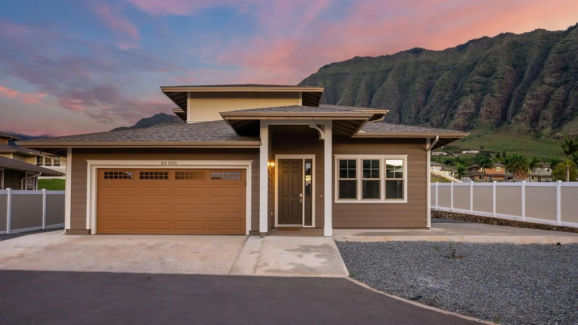 Makaha Villa By Avantstay Mountain Ocean Views Waianae