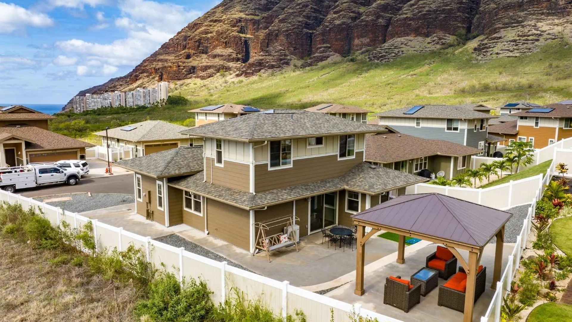 Semesterbostad Makaha Villa By Avantstay Mountain Ocean Views Waianae
