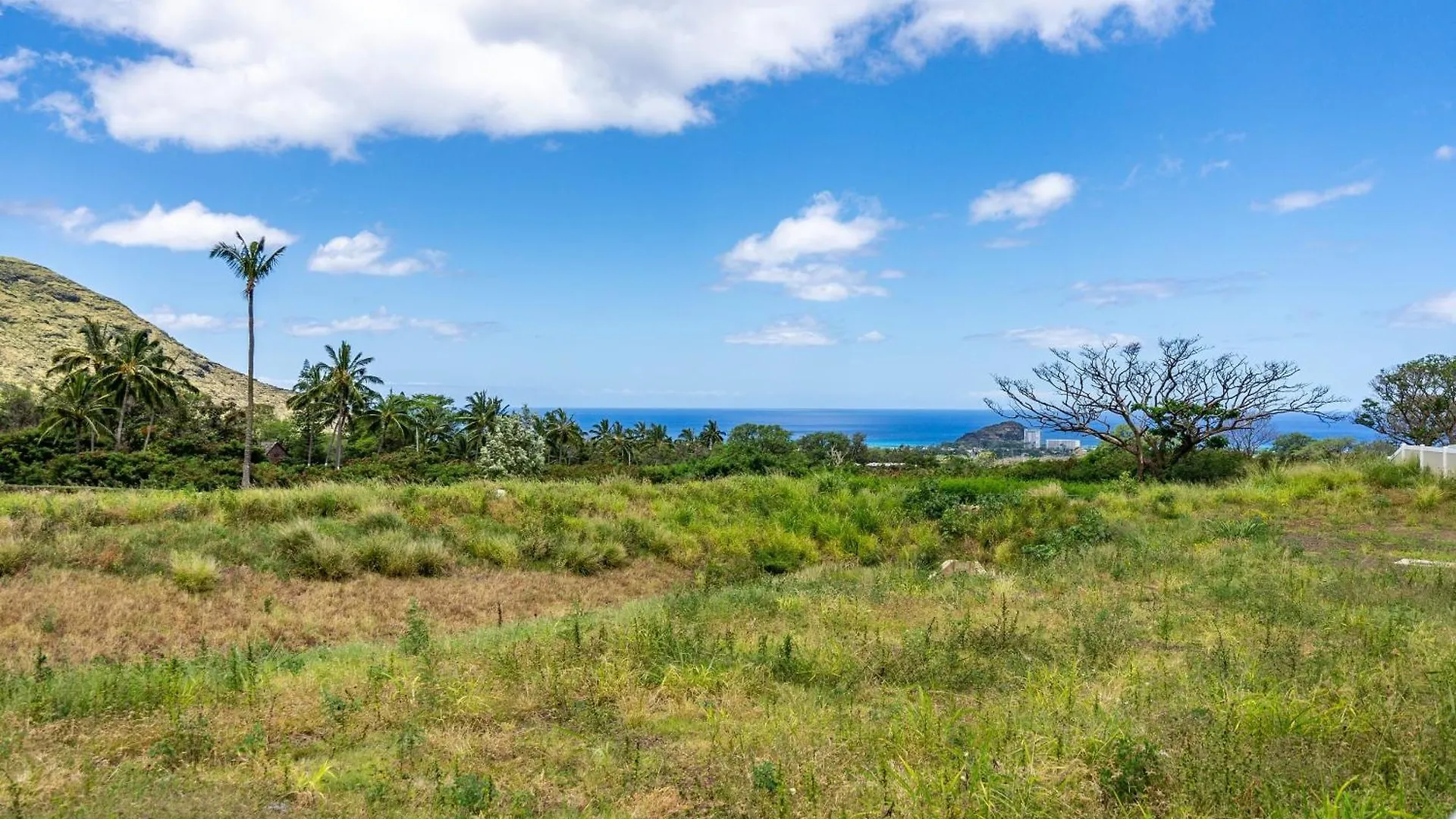 Makaha Villa By Avantstay Mountain Ocean Views Waianae USA