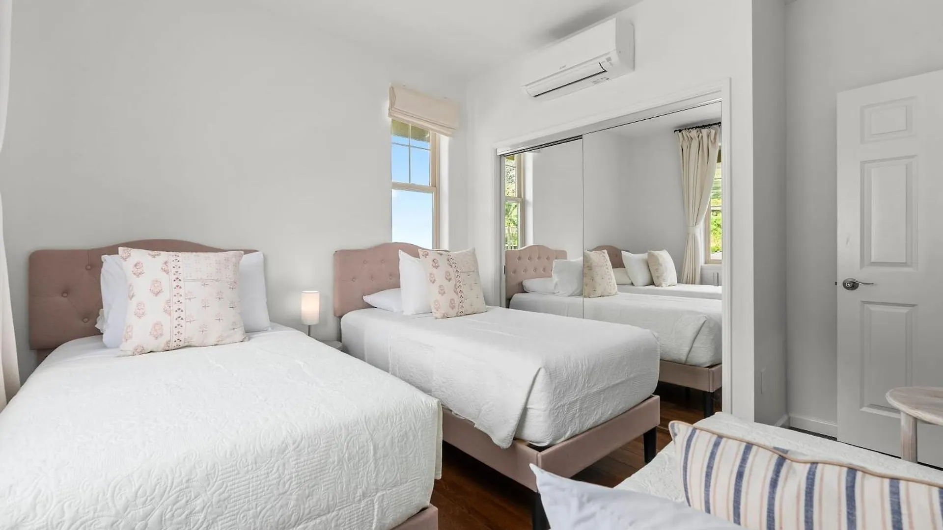 Semesterbostad Makaha Villa By Avantstay Mountain Ocean Views Waianae USA